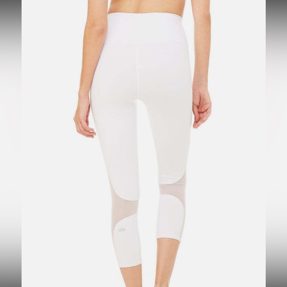 Alo Yoga Womens Athletic High-Waist Coast Capri Leggings